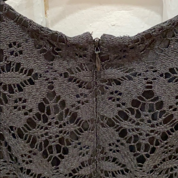 SAKS Fifth Avenue Black Label - Lace top - Picture 3 of 4